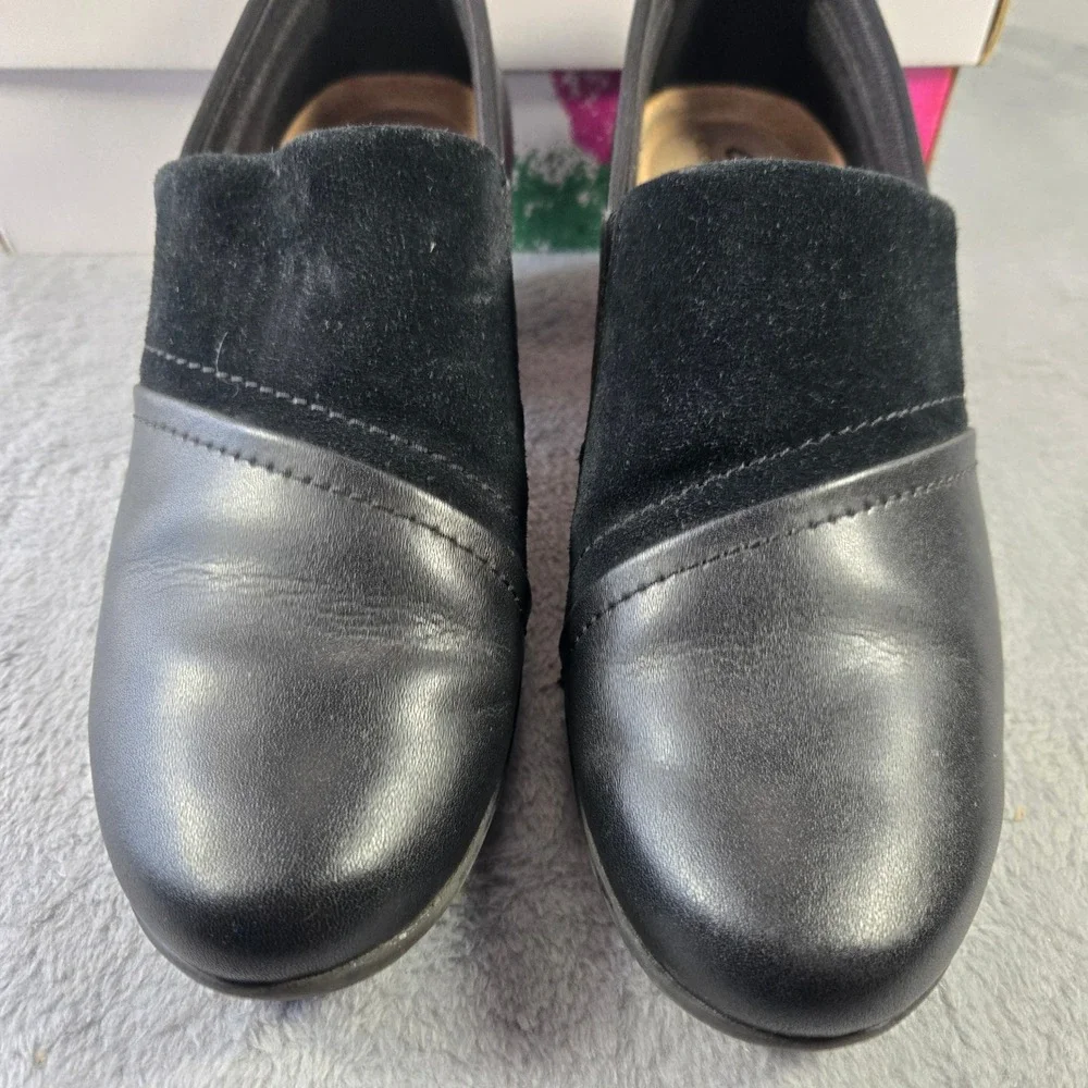 Clarks Collection Adriel Viola Black Leather Suede Block Heel Pumps 6.5 M